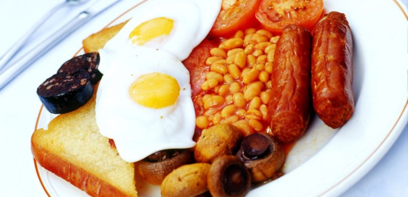 Mum fuming as hotel charges her for two breakfasts after grabbing extra toast