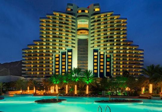 5 reasons to book a summer getaway at Le Méridien Al Aqah Beach Resort