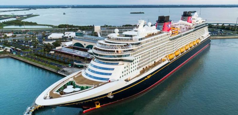 Disney Cruise Line loosens Covid-19 vax and testing requirements: Travel Weekly