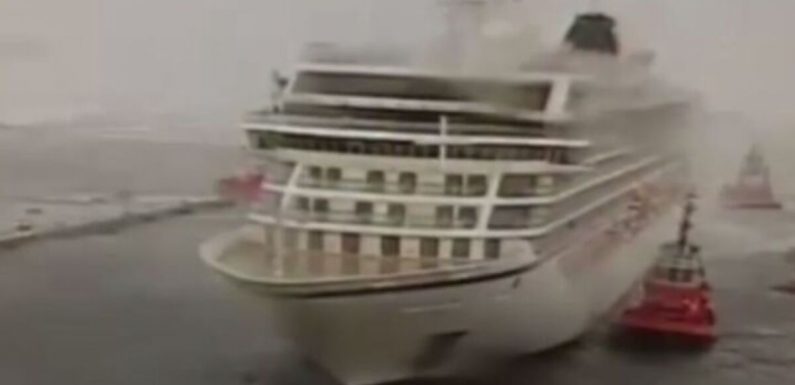 Cruise ship breaks free from moorings and goes adrift