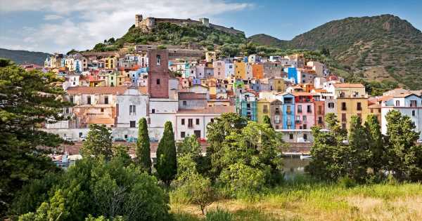 You can get paid £12,700 to move to a ridiculously pretty Italian island