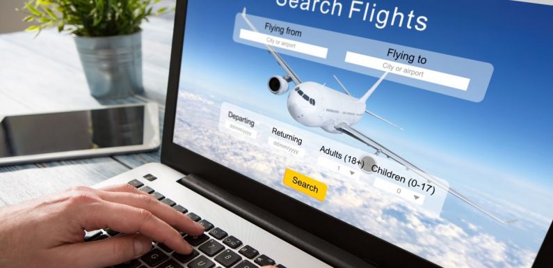 Booking flights last minute could save you 44% on your holiday costs