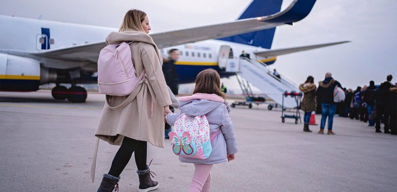 Britons should use ‘ultimate carry-on packing’ method this winter