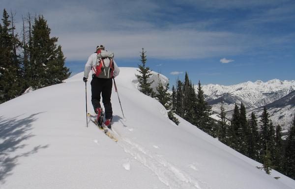 Want to try backcountry skiing in Colorado? Read this basic guide first.