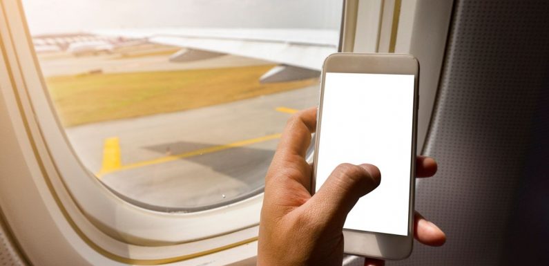 Woman confronts passenger sending ‘cruel’ text about her on flight