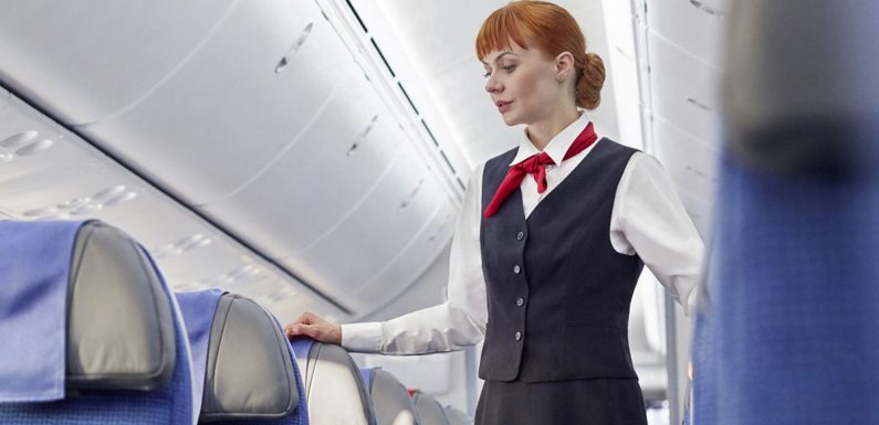 Flight attendant warns that it’s dangerous to recline your seat during take-off