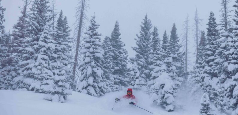 Colorado ski resorts expecting fresh snow every day this week