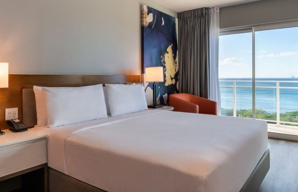 First Embassy Suites resort opens in Aruba
