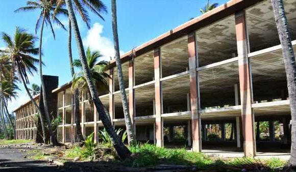 Resort famous for Elvis' 'Blue Hawaii' movie will be rebuilt