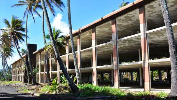 Resort famous for Elvis' 'Blue Hawaii' movie will be rebuilt