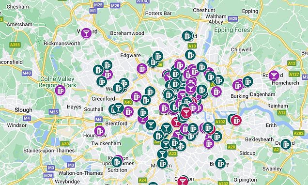 The map of London that pinpoints every pub and bar with a late licence