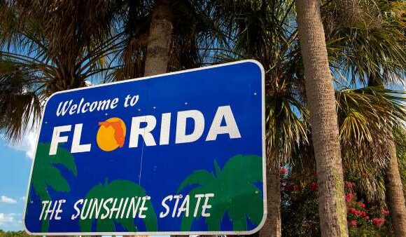 Civil rights groups warn tourists about Florida
