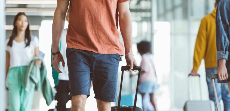 Flight attendant warns passengers ‘never wear shorts’ on a plane