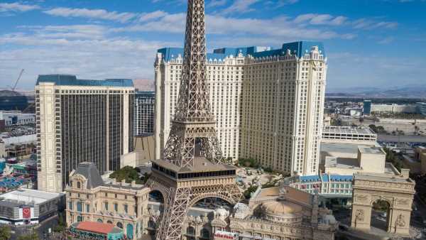 Paris Las Vegas to say bonjour to room tower