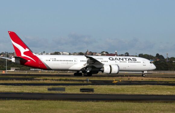 Qantas resumes New York flight