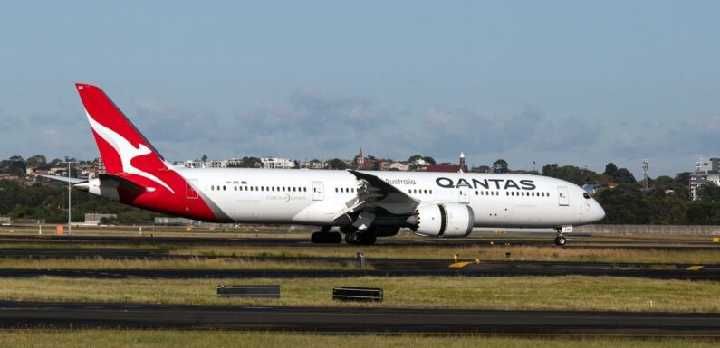 Qantas resumes New York flight