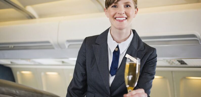 These are the things you should never to do on a plane says ex-flight attendant