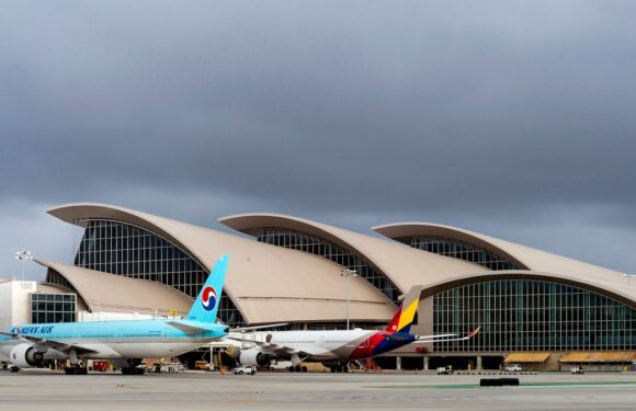 Airlines are getting back on track in Southern California after tropical storm