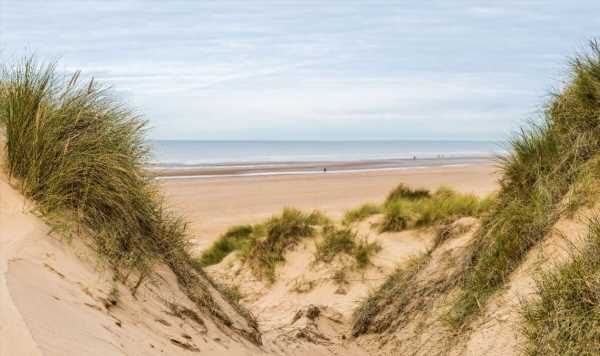 ‘Spectacular’ British coastal walk includes stop at ‘magical’ beach