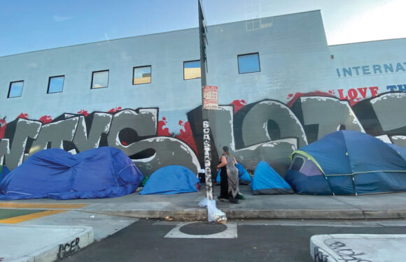 Could Los Angeles hotels be required to house the city's homeless?