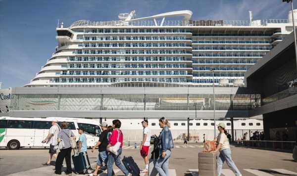 Popular cruise line issues warning for tourists visiting Spain