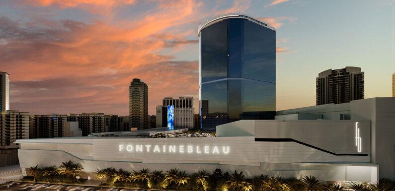 The Fontainebleau Las Vegas opens reservations
