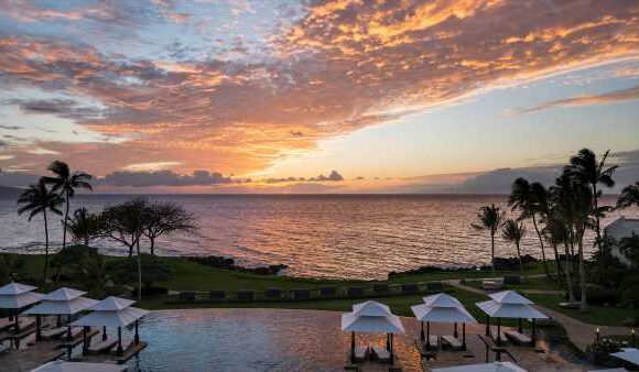 Hawaii for the holidays! Hotels unveil special offers