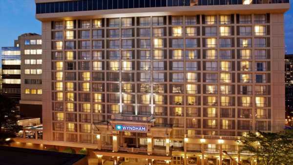 Wyndham rejects Choice Hotels' unsolicited buyout offer