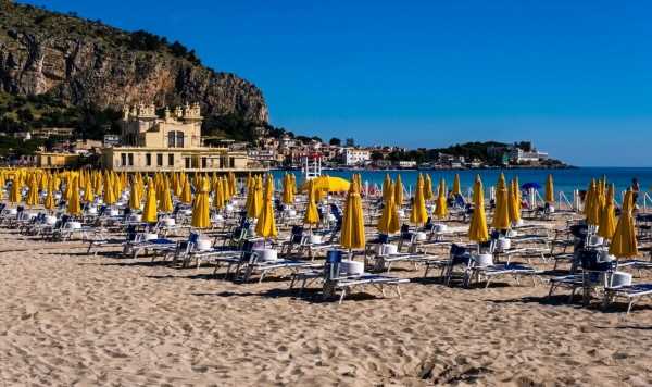 ‘I went to Italy and tourists might be surprised by the beach’