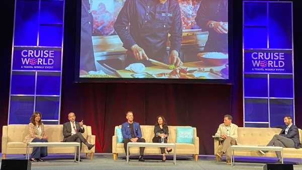 Catching up with Carnival presidents at CruiseWorld
