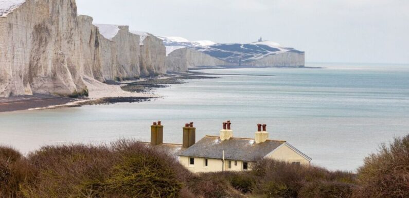The UK’s prettiest winter walk is by the seaside with iconic landmarks