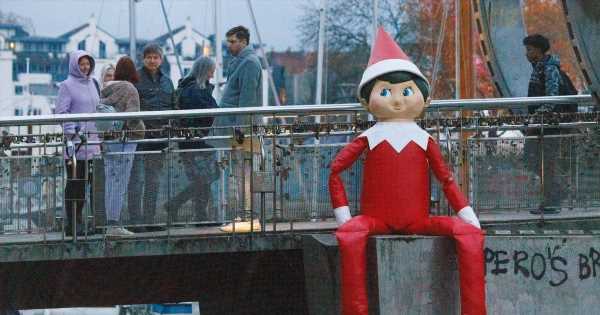 Brits warned to keep an eye out for giant Elf on the Shelf hidden across city