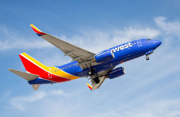 Southwest flight attendants again reject a negotiated labor contract