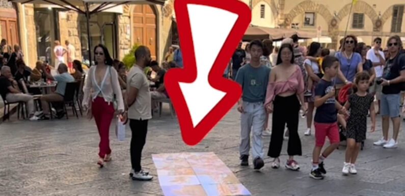 Traveller warns tourists about a popular street hustle in Florence