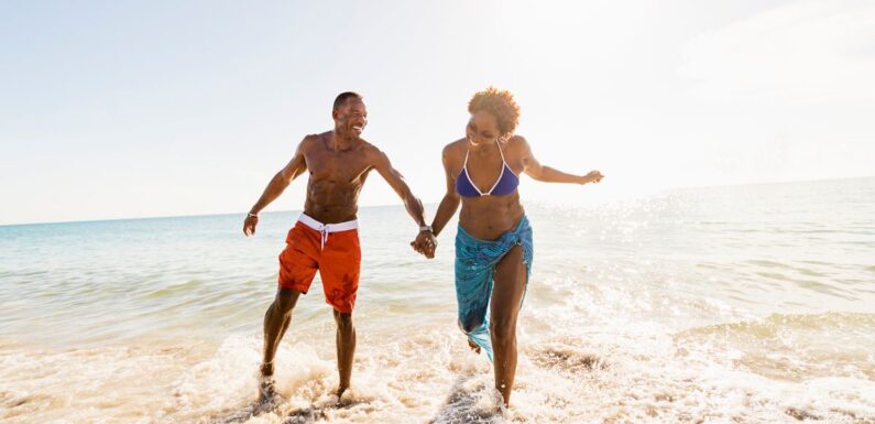 You can get a free Florida holiday worth £25,000 if you agree to a blind date